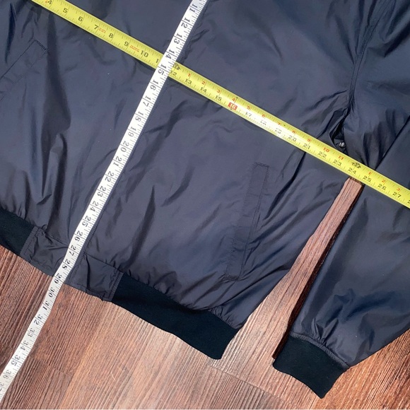 Peter Millar wind breaker - Picture 7 of 7